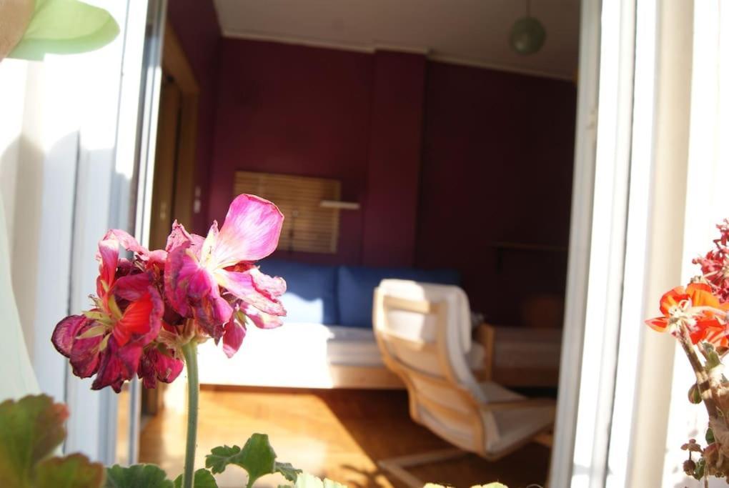 Nice Apartment Near City Center Aten Exteriör bild